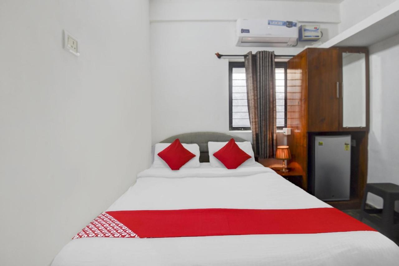 Oyo Flagship Aarvi Guest House Arambol Exterior photo